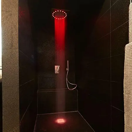 Apartment Crystal *