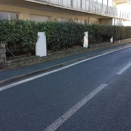 Апартаменты Crystal *